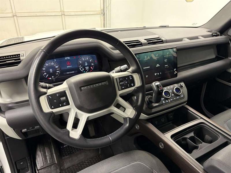 land rover Defender 2020 - 18