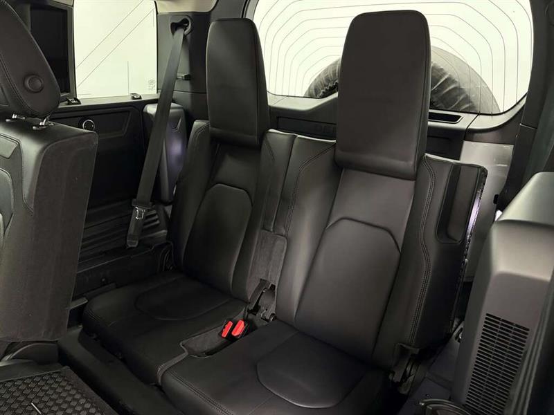 land rover Defender 2020 - 29