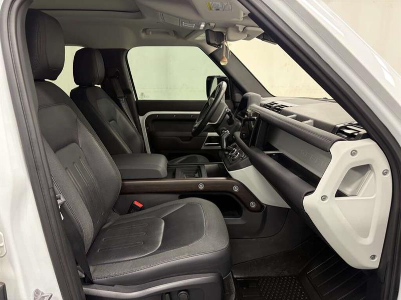 land rover Defender 2020 - 31