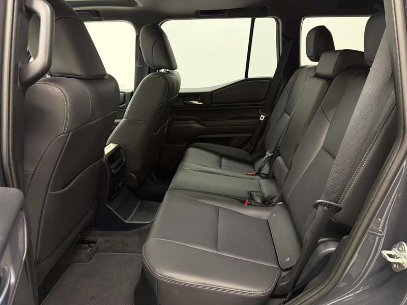 toyota Land Cruiser 2025 - 28