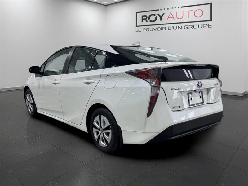 toyota Prius 2017 - 5