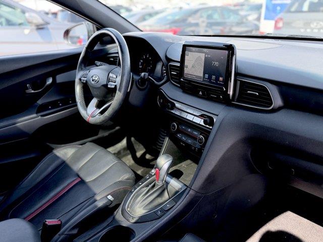 hyundai Veloster 2019 - 21