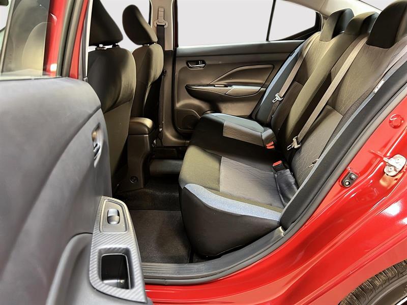 nissan Versa 2025 - 9