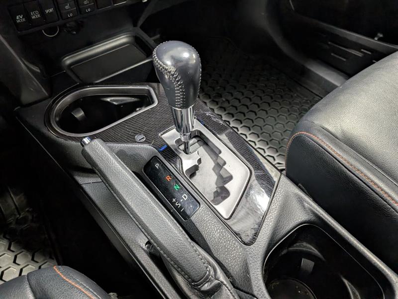toyota RAV4 Hybrid 2017 - 21