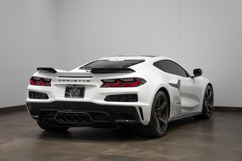 chevrolet Corvette 2023 - 3