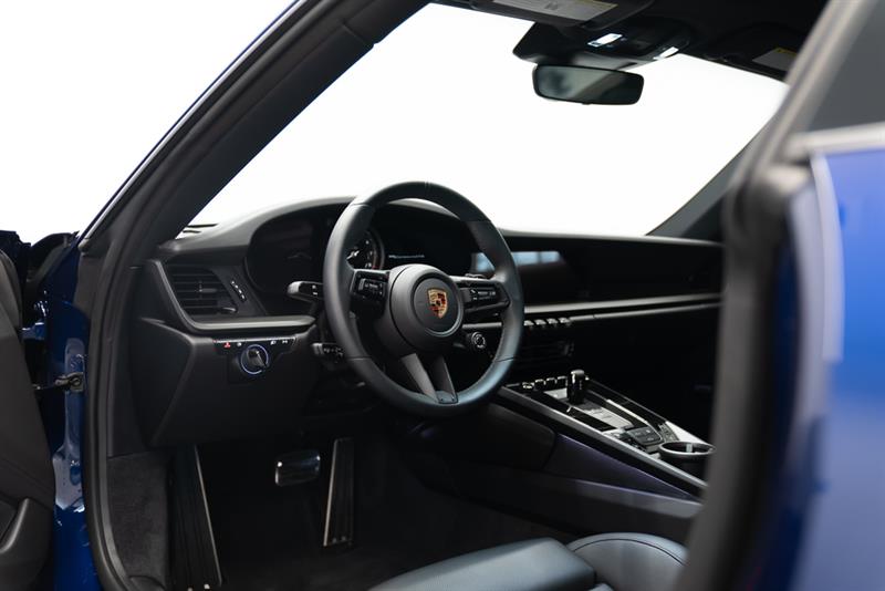 porsche 911 2023 - 12