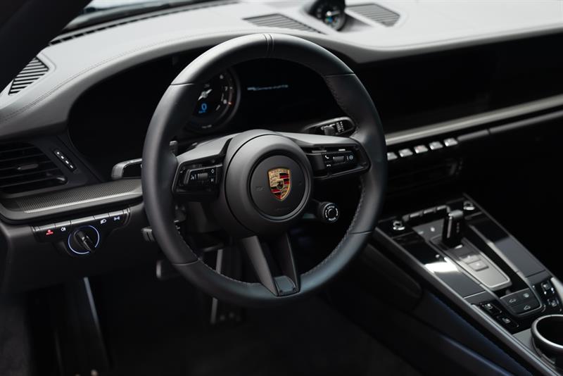 porsche 911 2023 - 14