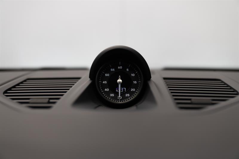 porsche 911 2023 - 15