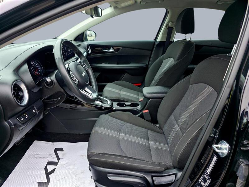 kia Forte 2023 - 11