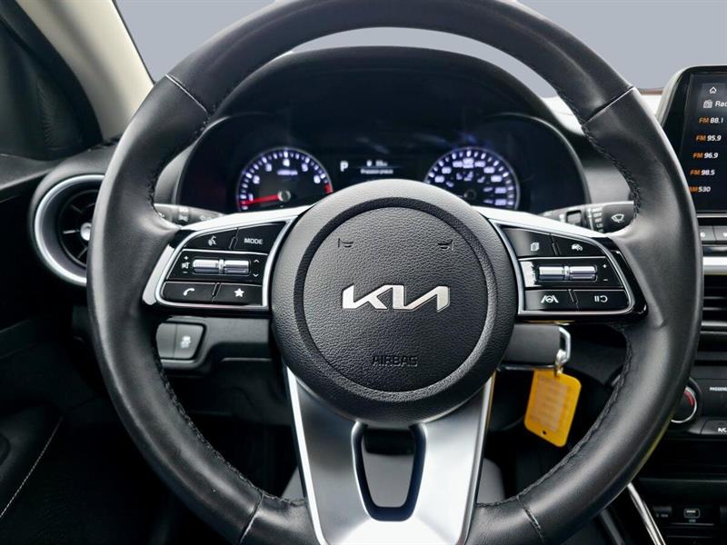 kia Forte 2023 - 17