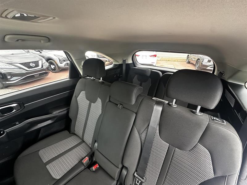 kia Sorento 2023 - 12