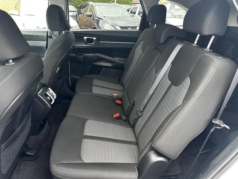 kia Sorento 2023 - 13