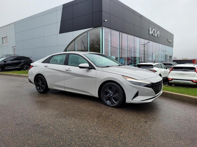 hyundai Elantra 2023