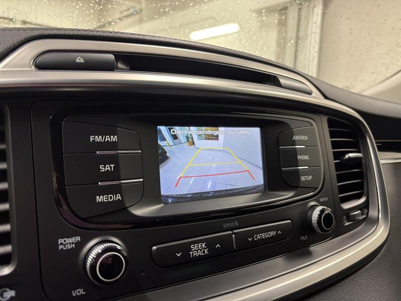 kia Sorento 2016 - 22