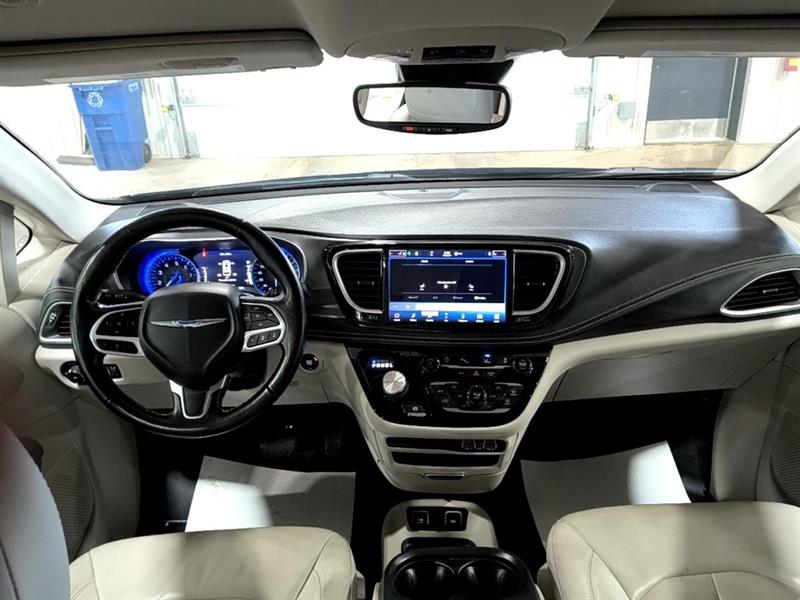 chrysler Pacifica 2021 - 22