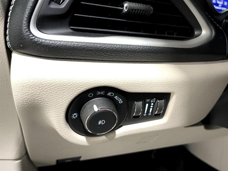 chrysler Pacifica 2021 - 27