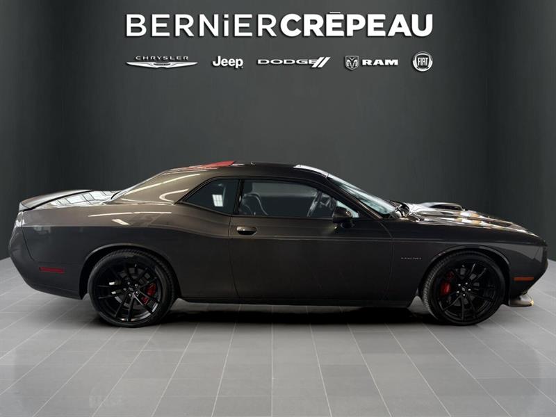 dodge Challenger 2021 - 8