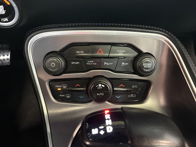 dodge Challenger 2021 - 21