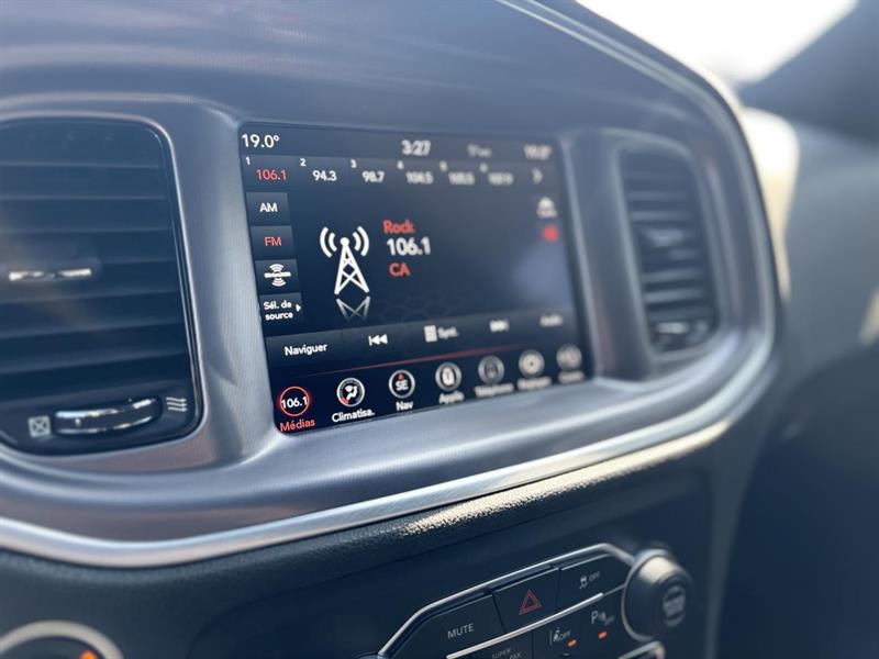 dodge Charger 2022 - 20