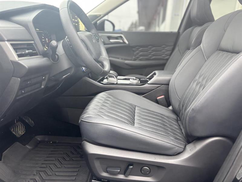 mitsubishi Outlander 2025 - 11