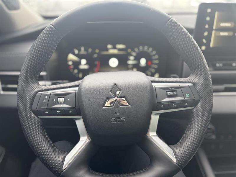 mitsubishi Outlander 2025 - 16