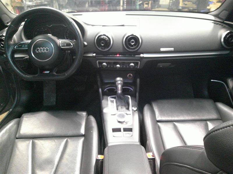 audi A3 2015 - 17