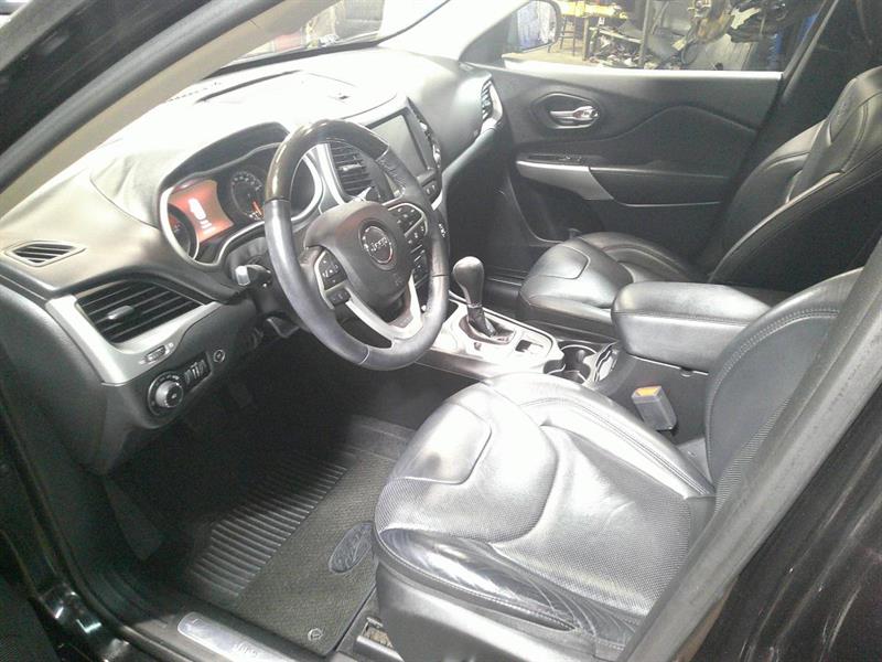 jeep Cherokee 2016 - 10