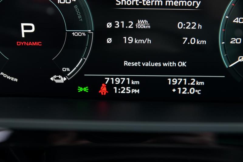 audi Q8 e-tron 2024 - 13