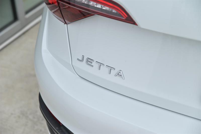 volkswagen Jetta 2022 - 8
