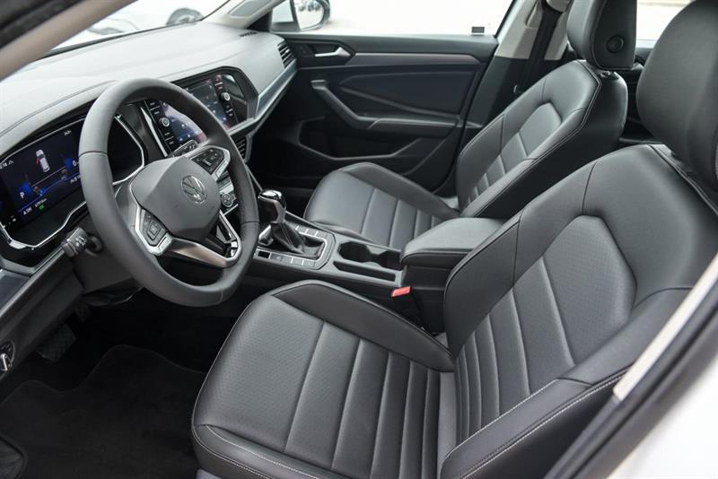 volkswagen Jetta 2022 - 10