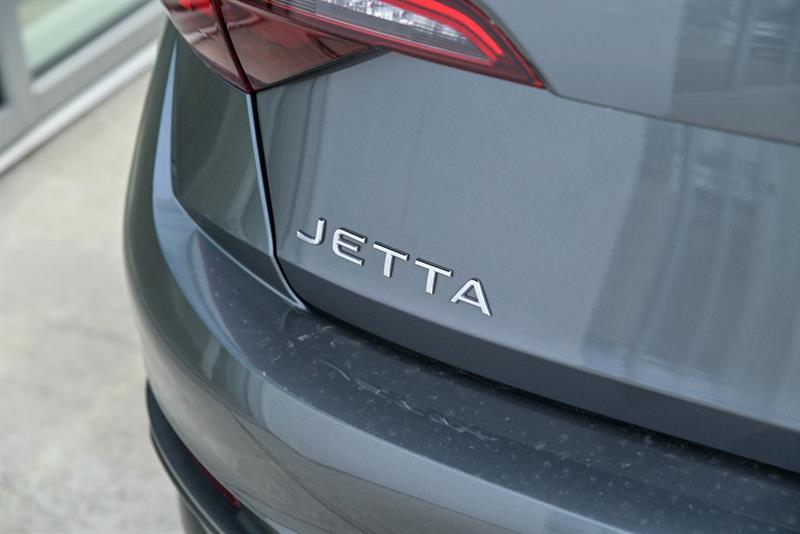 volkswagen Jetta 2022 - 8