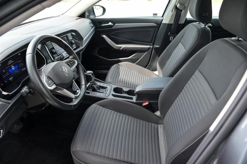 volkswagen Jetta 2022 - 10