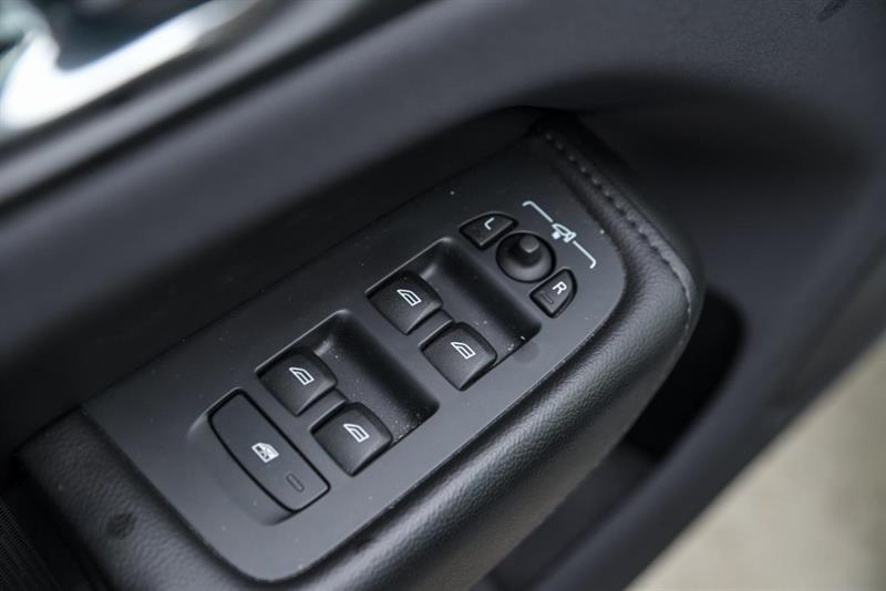 volvo XC60 2023 - 10