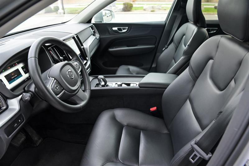 volvo XC60 2023 - 11