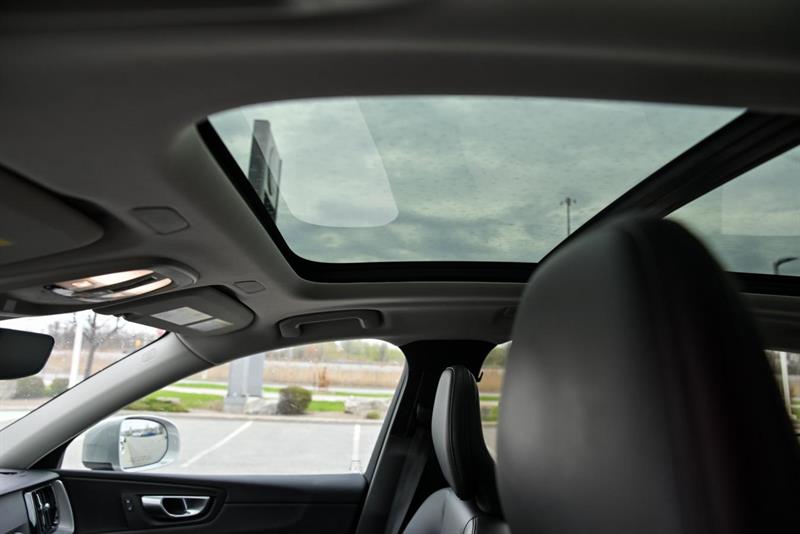volvo XC60 2023 - 22
