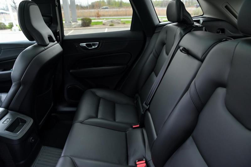 volvo XC60 2023 - 23