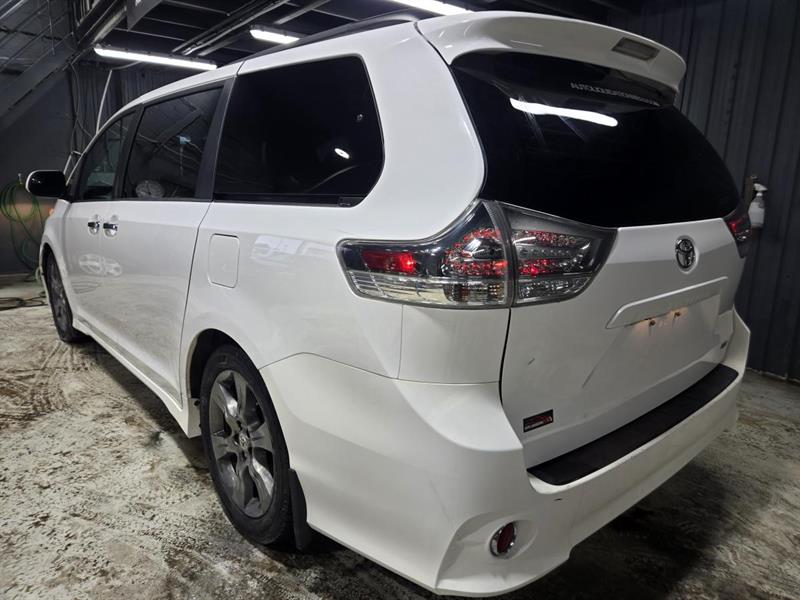 toyota Sienna 2015 - 5