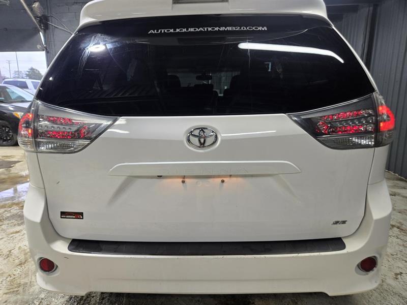 toyota Sienna 2015 - 6