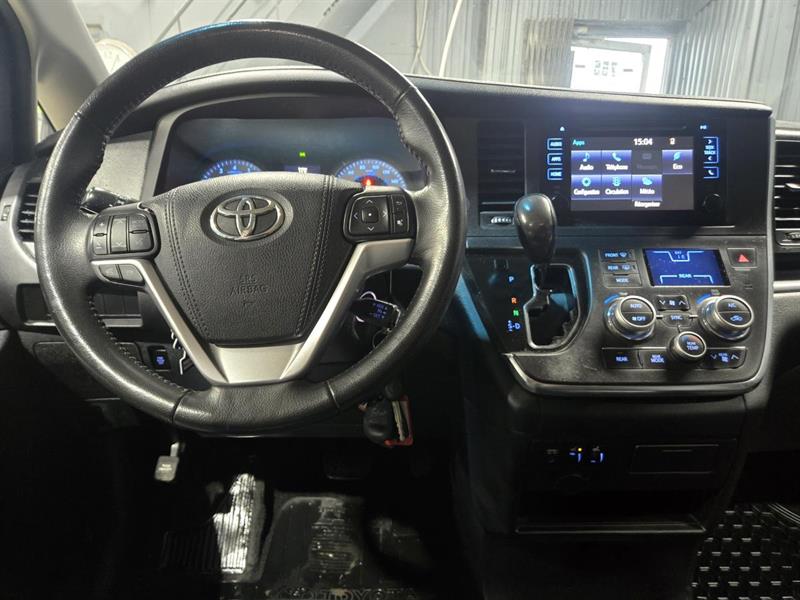 toyota Sienna 2015 - 14