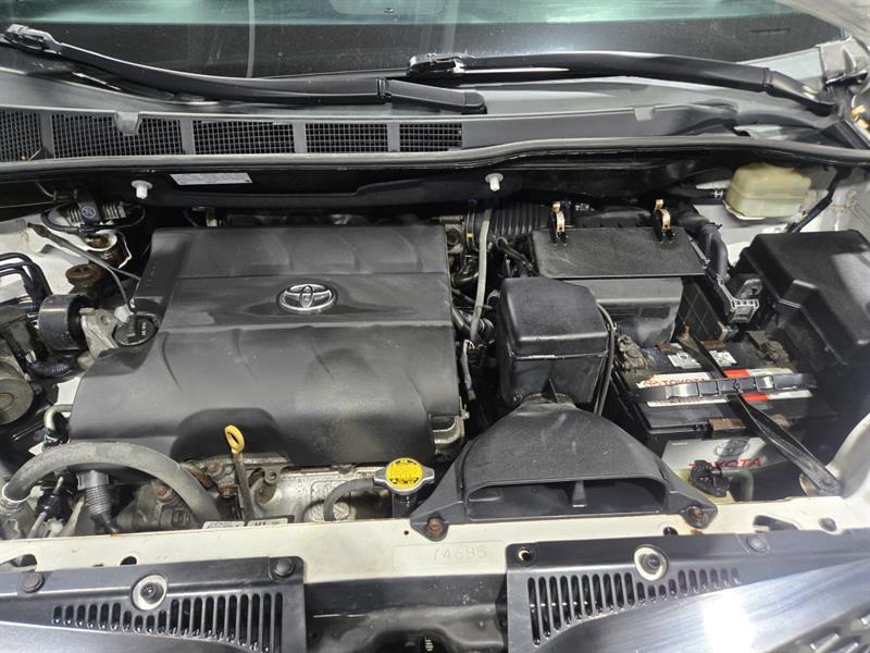toyota Sienna 2015 - 17