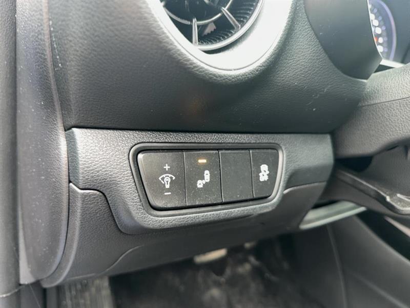 kia Forte 2022 - 9