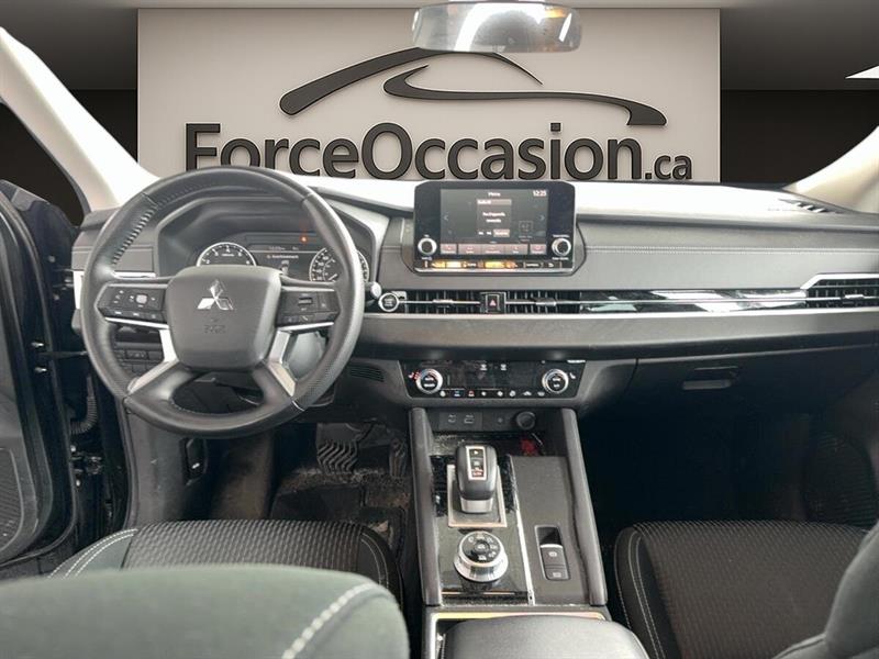 mitsubishi Outlander 2022 - 6
