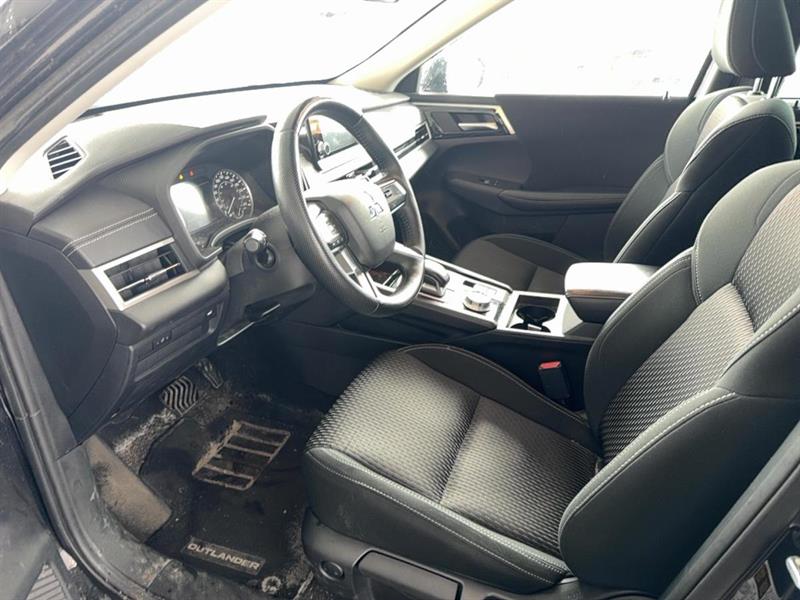 mitsubishi Outlander 2022 - 7