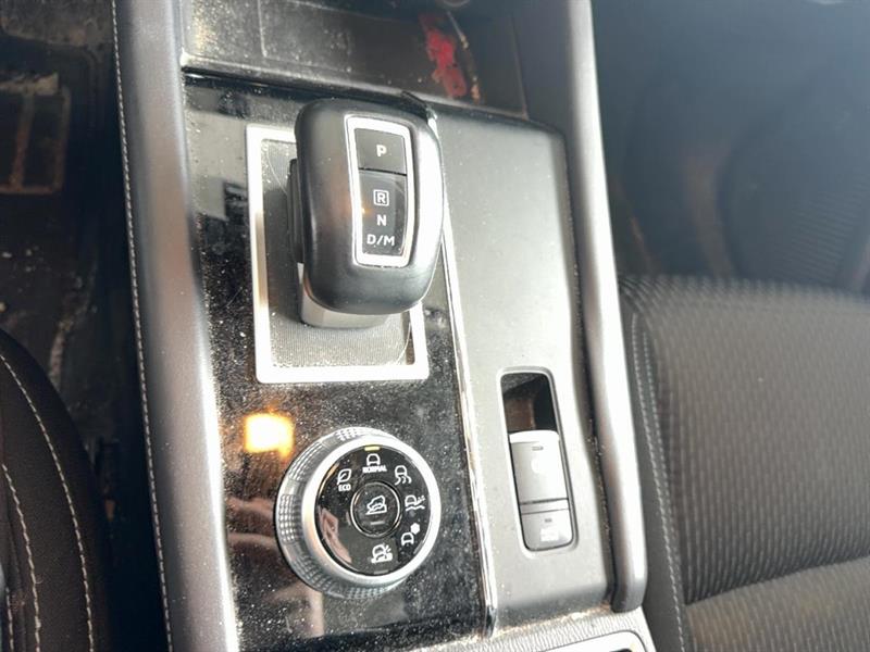 mitsubishi Outlander 2022 - 16