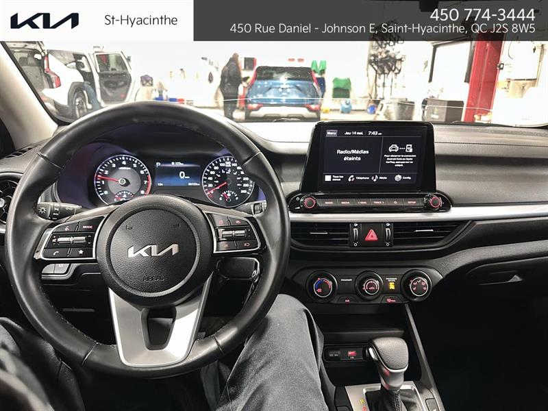 kia Forte 2023 - 11