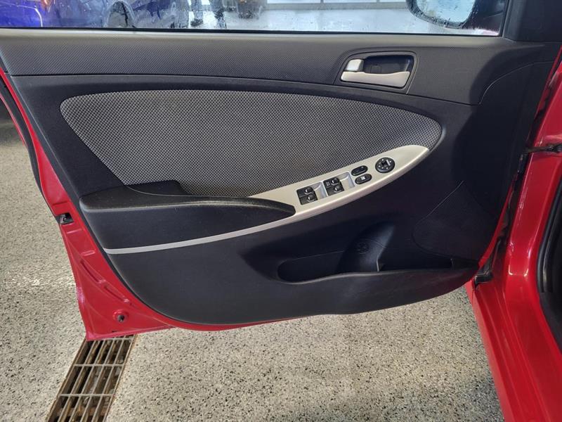 hyundai Accent 2013 - 11