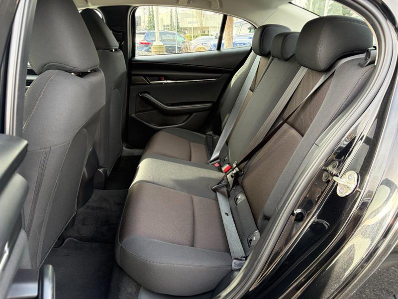 mazda Mazda3 2024 - 13