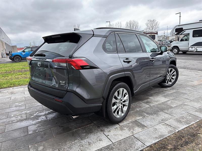 toyota RAV4 2024 - 2