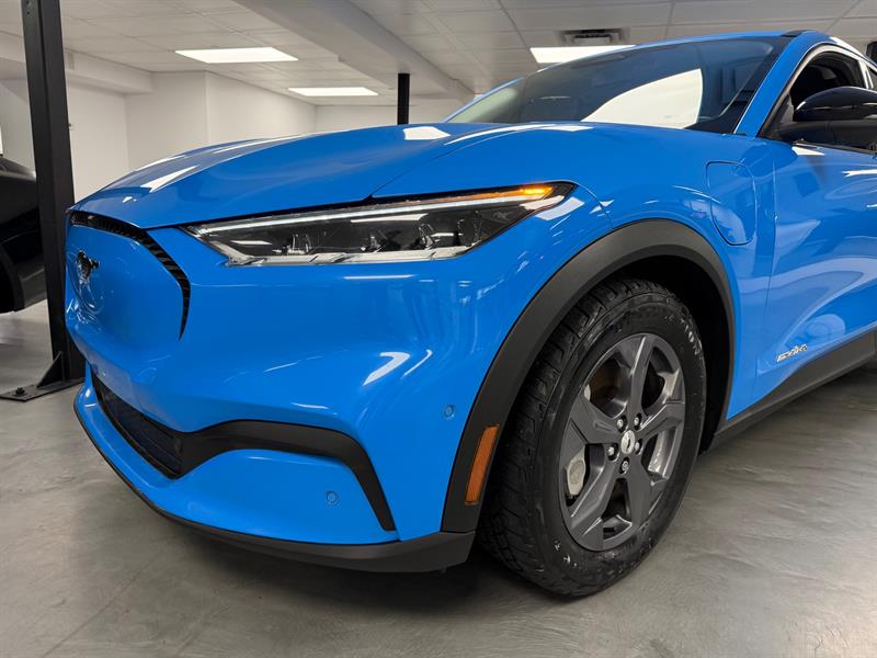 ford Mustang Mach-E 2023 - 11