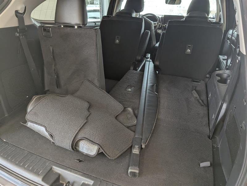 toyota Highlander Hybrid 2023 - 6
